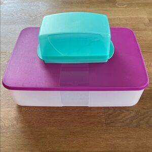 Tupperware 2 Pieces: Butter dish & large freezer mate